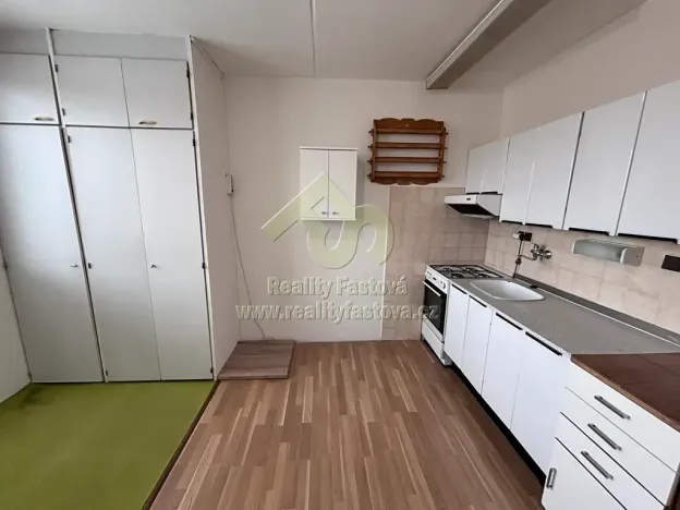 Pronájem bytu 1+1, Rokycany, K Řece, 46 m2