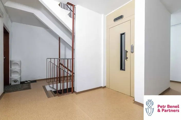 Prodej bytu 3+1, Libčice nad Vltavou, Pod Saharou, 62 m2