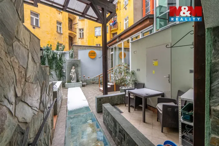 Pronájem restaurace, Praha - Vršovice, Moskevská, 163 m2