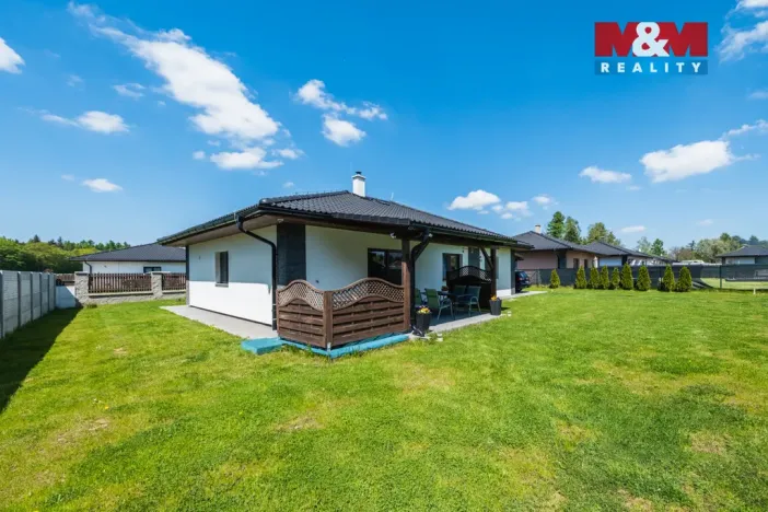 Prodej rodinného domu, Mukařov - Žernovka, K Památníku, 107 m2