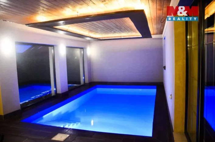 Prodej rodinného domu, Zašová, 228 m2