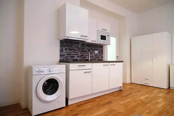 Pronájem bytu 1+kk, Praha - Nové Město, Petrská, 35 m2