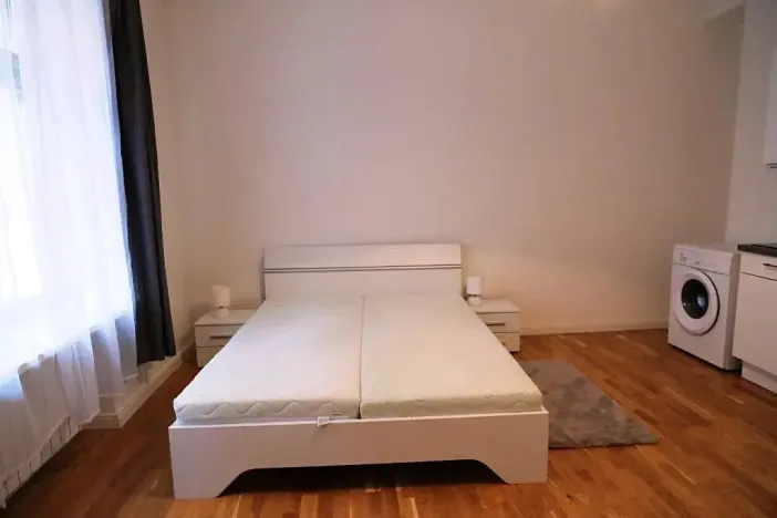 Pronájem bytu 1+kk, Praha - Nové Město, Petrská, 35 m2