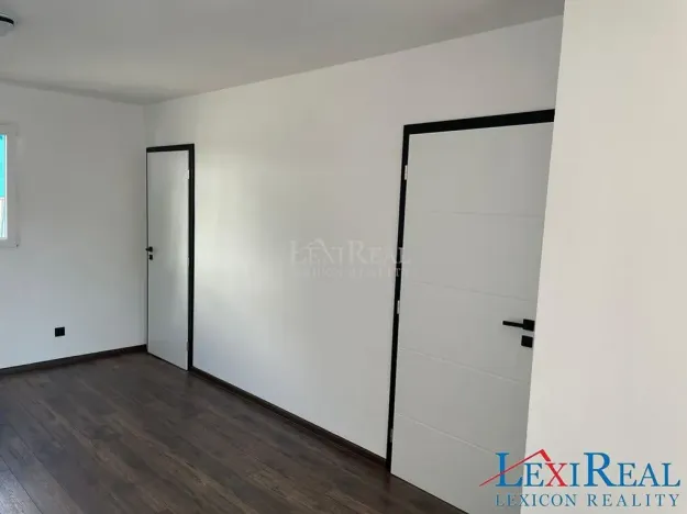 Prodej - jiné, Praha - Holešovice, Sanderova, 52 m2