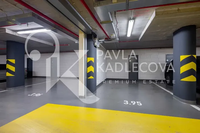 Pronájem bytu 3+kk, Praha - Karlín, Sokolovská, 100 m2