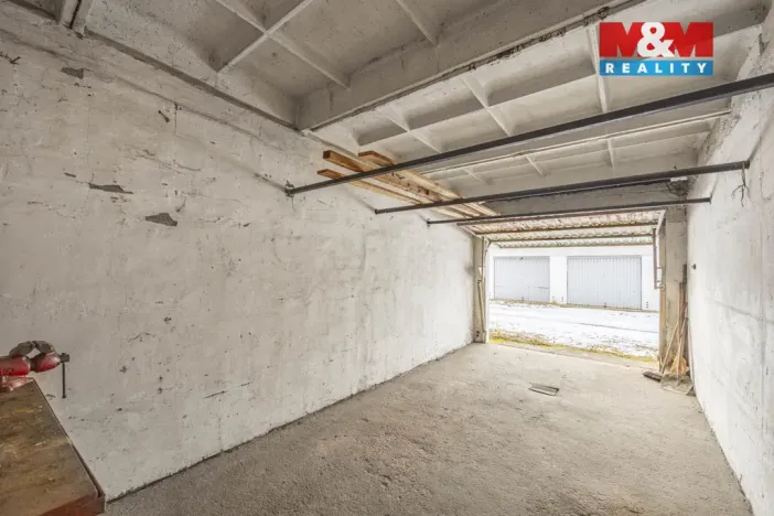 Prodej garáže, Hradec Králové, U Mostku, 19 m2