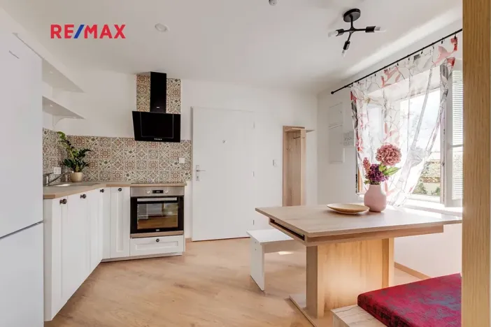 Prodej rodinného domu, Praha - Malešice, Bakalářská, 320 m2