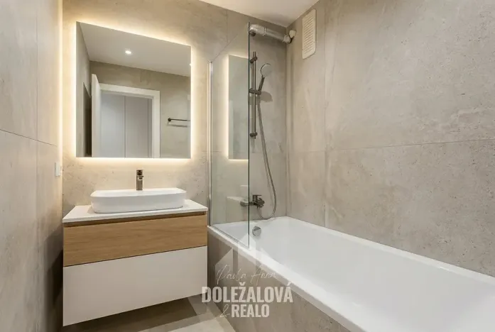 Prodej bytu 3+1, Praha - Střížkov, Rumburská, 59 m2