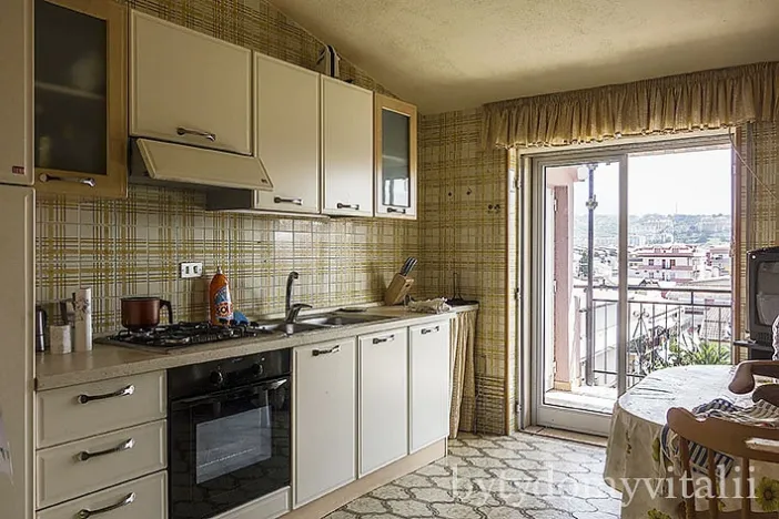 Prodej bytu 3+1, Scalea, Kalábrie, Itálie, 110 m2