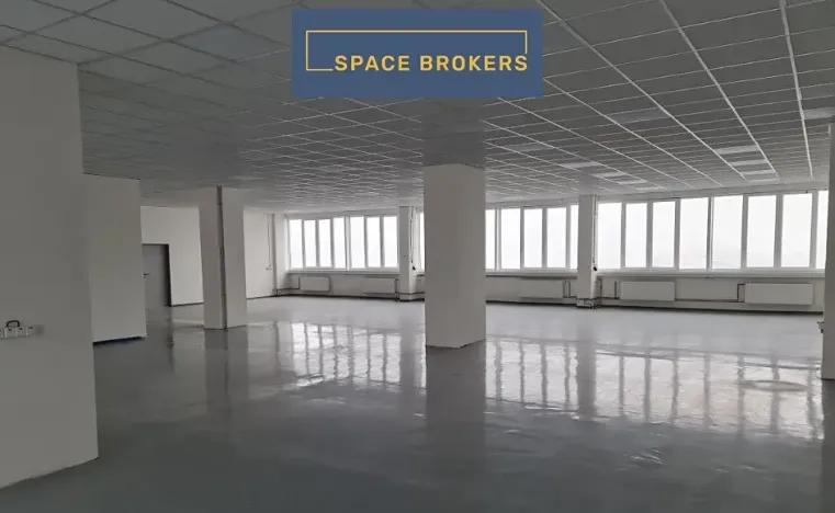 Pronájem skladu, Hradec Králové, 300 m2