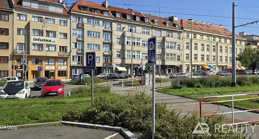 Pronájem bytu 1+kk, Praha - Bubeneč, Terronská, 25 m2