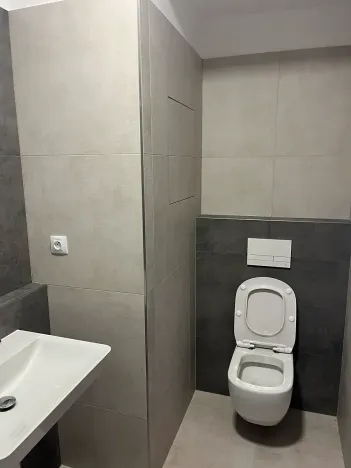 Pronájem bytu 1+kk, Pardubice, Pod Vinicí, 39 m2