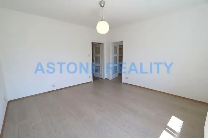 Pronájem bytu 1+1, Praha - Vokovice, Na dlouhém lánu, 43 m2