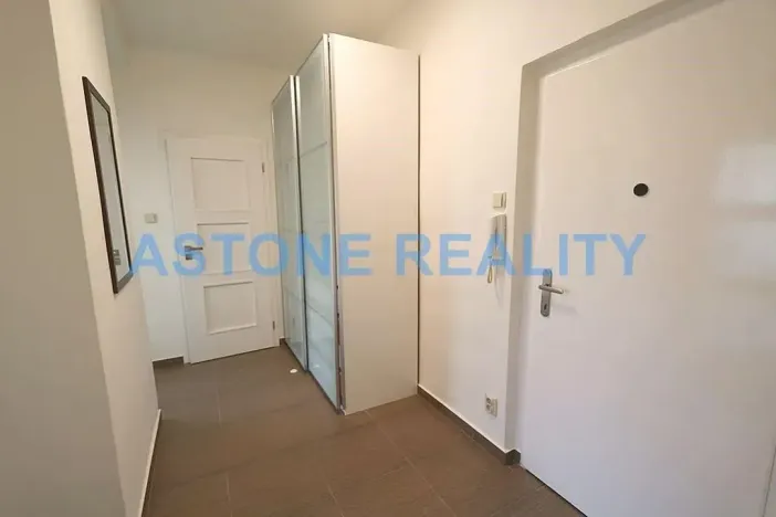 Pronájem bytu 1+1, Praha - Vokovice, Na dlouhém lánu, 43 m2