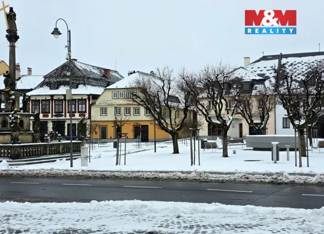 Pronájem obchodního prostoru, Jablonné v Podještědí, náměstí Míru, 68 m2