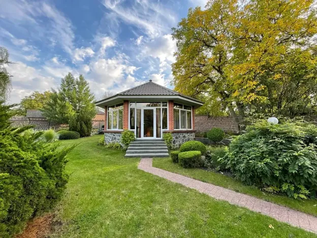 Prodej vícegeneračního domu, Kropyvnyckyj, Ukrajina, 600 m2