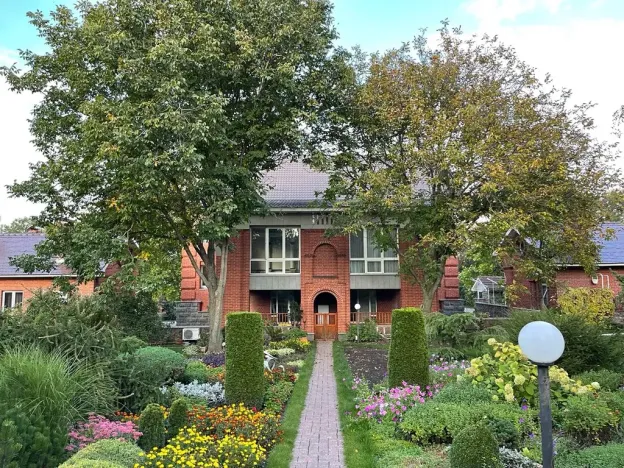 Prodej vícegeneračního domu, Kropyvnyckyj, Ukrajina, 600 m2