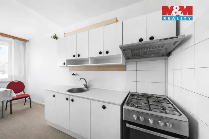 Prodej bytu 3+1, Louny, U Stadionu, 68 m2