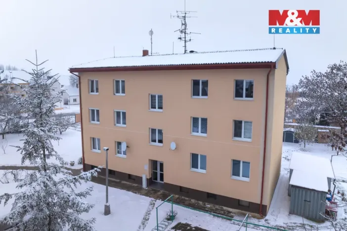 Prodej bytu 3+1, Slavětín, Nádražní, 65 m2