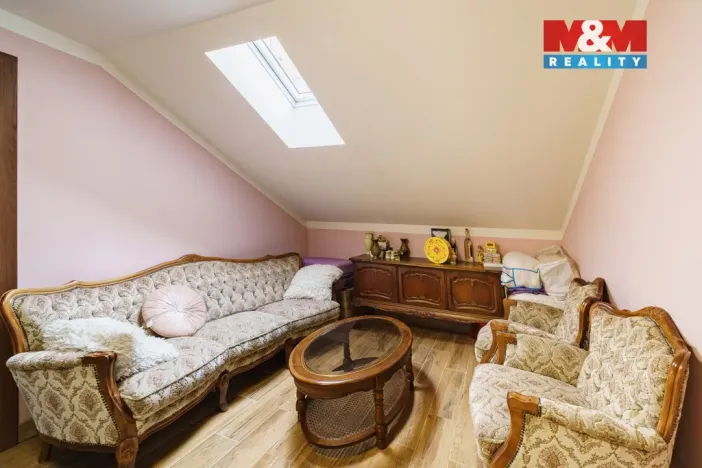 Prodej rodinného domu, Cheb, Dukelská, 140 m2