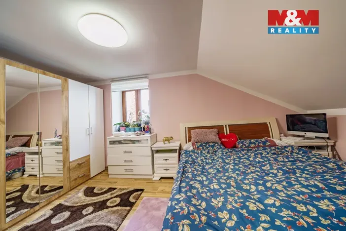 Prodej rodinného domu, Cheb, Dukelská, 140 m2