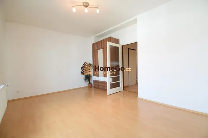 Pronájem bytu 1+kk, Praha - Nusle, Lounských, 46 m2