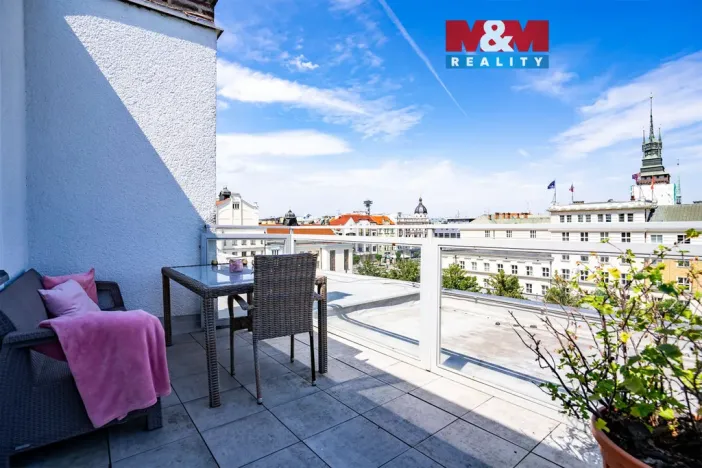 Pronájem bytu 1+kk, Pardubice - Zelené Předměstí, Smetanovo náměstí, 33 m2