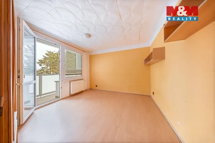 Prodej bytu 2+1, Studená, Komenského, 52 m2