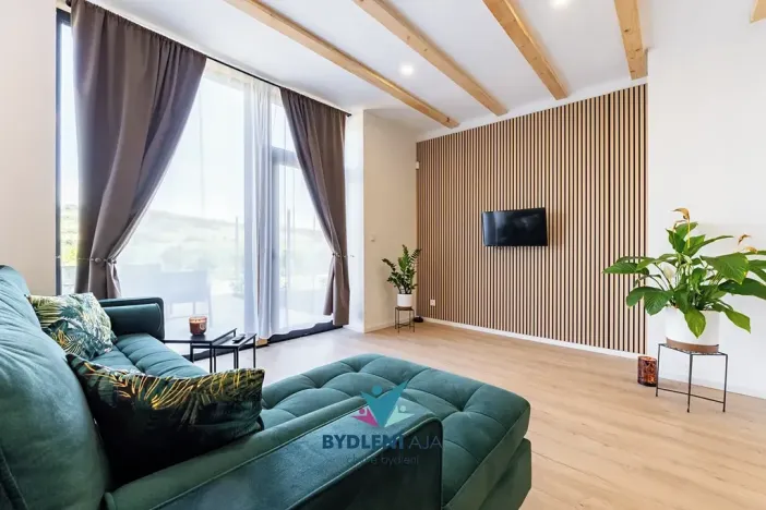 Prodej rodinného domu, Bystřany, 284 m2