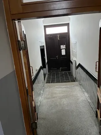 Pronájem bytu 2+kk, Praha - Žižkov, Jeseniova, 45 m2