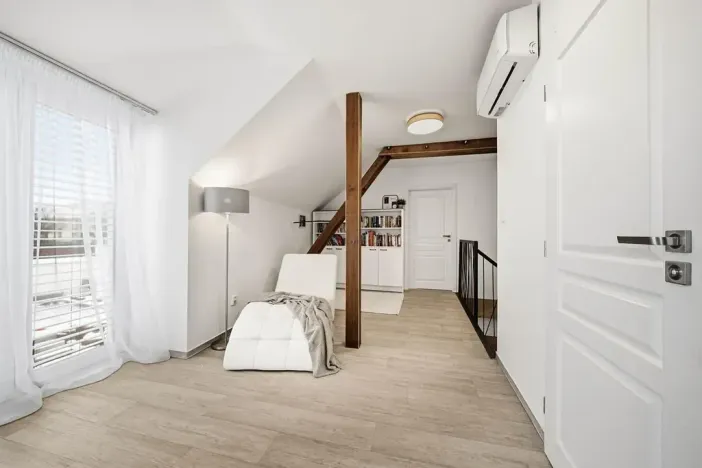 Prodej rodinného domu, Skvrňov, 288 m2