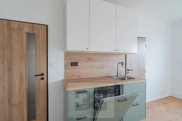 Pronájem bytu 3+kk, Praha - Hloubětín, 60 m2