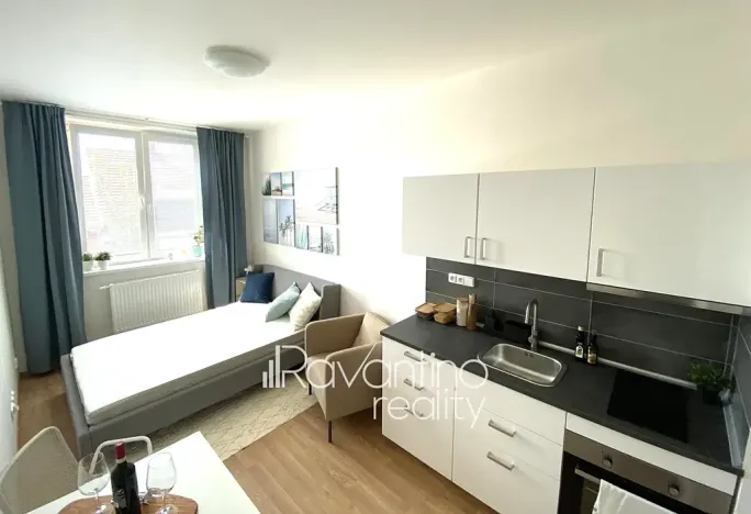 Pronájem bytu 1+kk, Brno, Nováčkova, 23 m2