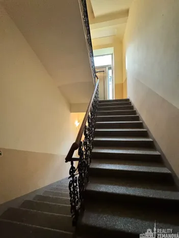 Pronájem bytu 2+kk, Praha - Vršovice, Charkovská, 39 m2