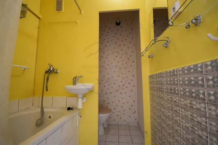 Pronájem bytu 1+1, Jeseník, nám. Svobody, 37 m2