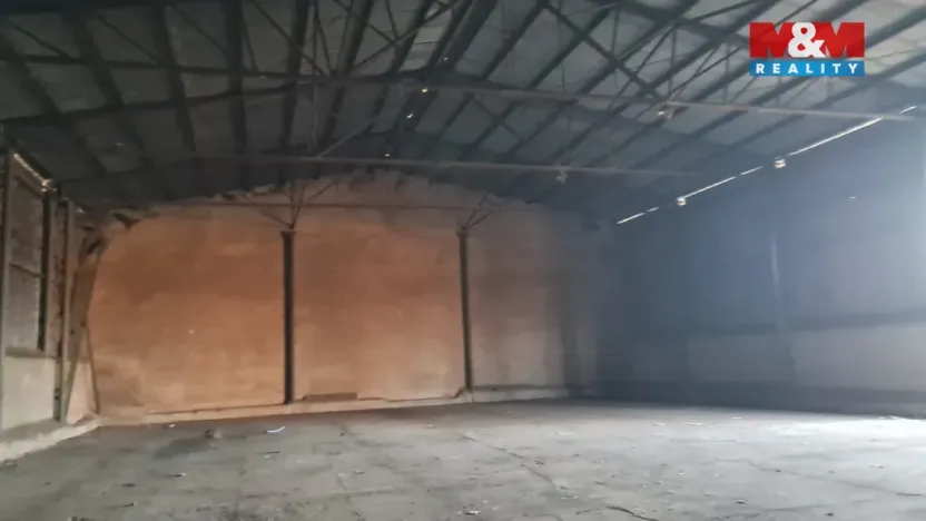 Pronájem skladu, Cítoliby, 300 m2