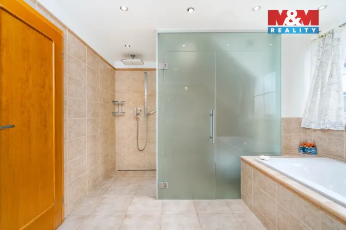 Prodej rodinného domu, Ořech, Na Beránku IV, 262 m2