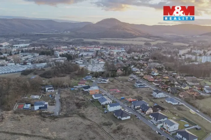 Prodej pozemku pro bydlení, Klášterec nad Ohří - Miřetice u Klášterce nad Ohří, 874 m2