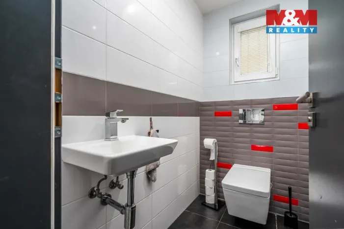 Prodej rodinného domu, Hostomice, Průběžná, 187 m2