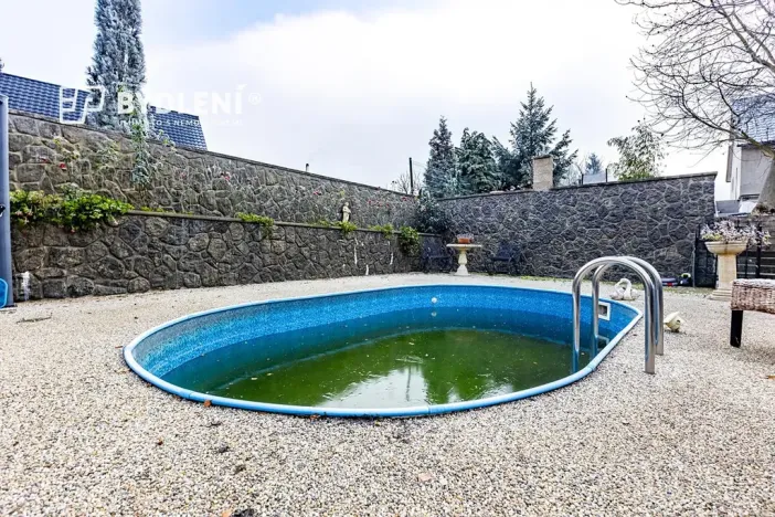 Prodej rodinného domu, Chabařovice, 339 m2