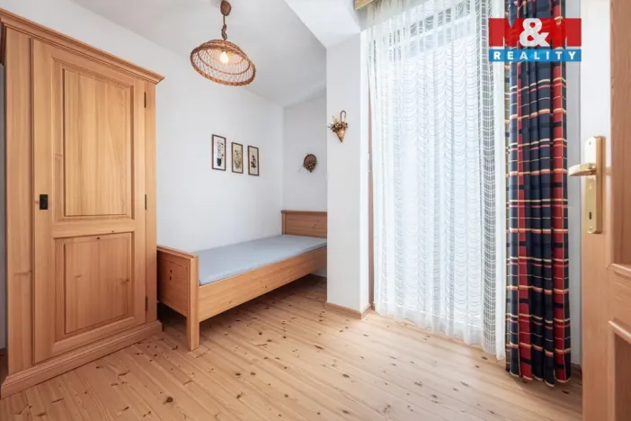 Prodej rodinného domu, Horní Branná, 300 m2