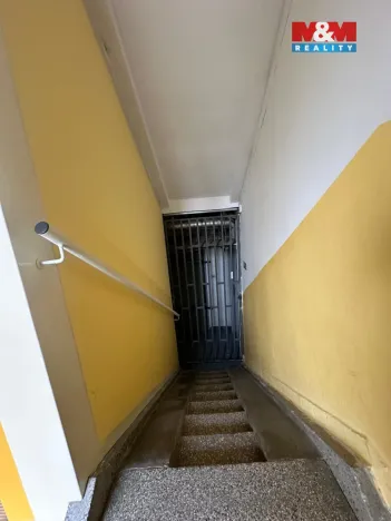 Prodej bytu 1+kk, Ostrava - Poruba, náměstí Družby, 28 m2