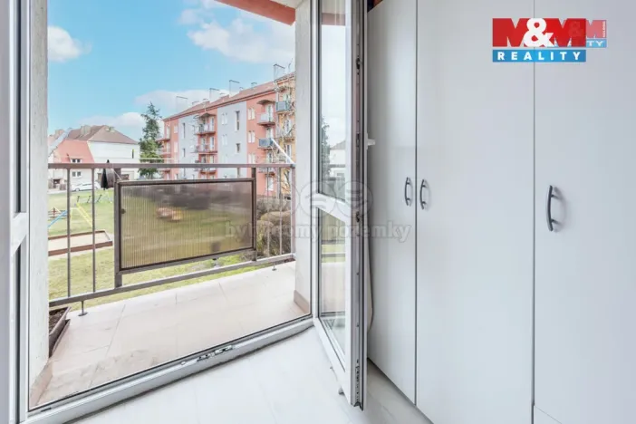 Pronájem bytu 3+kk, Žatec, U Hřiště, 56 m2