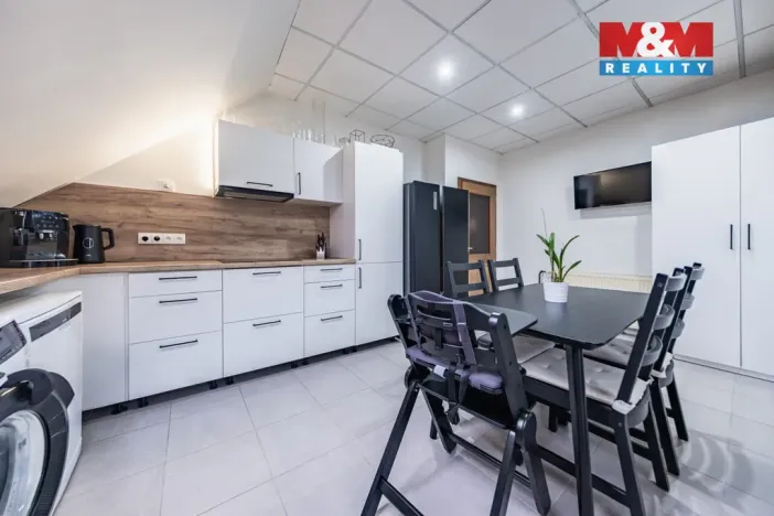 Prodej rodinného domu, Droužkovice, Rudé armády, 486 m2