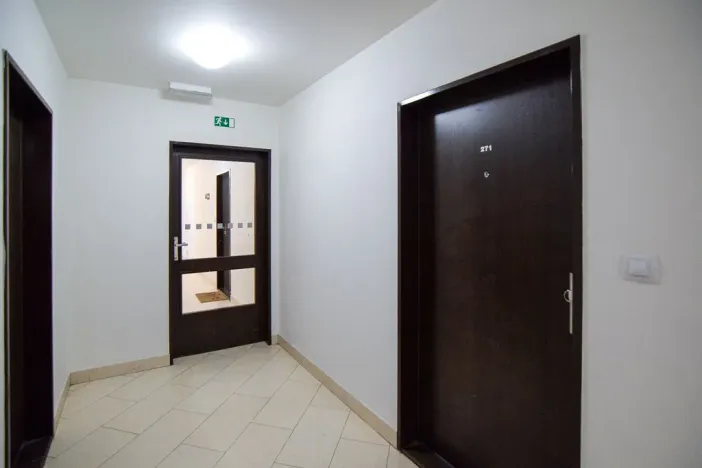 Pronájem bytu 1+kk, Praha - Zličín, Sazovická, 35 m2