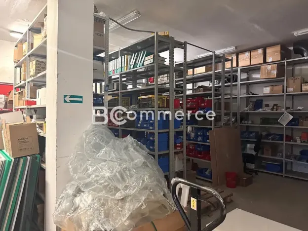 Pronájem skladu, Brno, Vychodilova, 713 m2