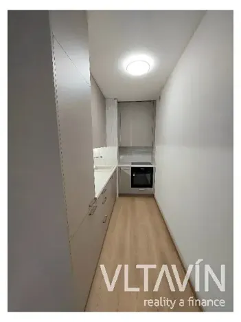 Pronájem bytu 2+kk, Praha - Hloubětín, Domalípova, 53 m2