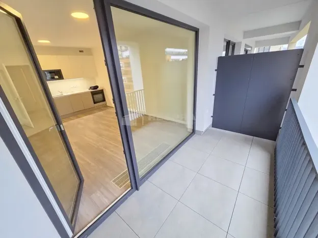 Pronájem bytu 1+kk, Praha - Hloubětín, Poděbradská, 33 m2