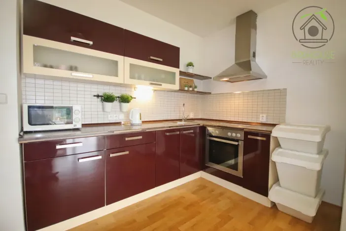 Prodej bytu 2+kk, Plzeň - Skvrňany, Waltrova, 90 m2