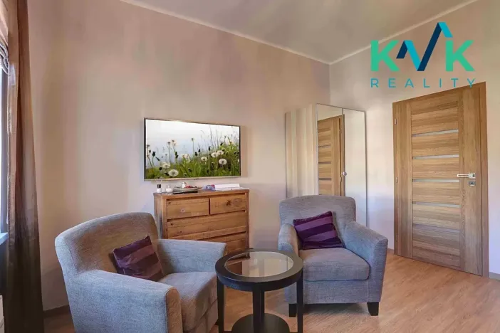 Pronájem bytu 1+1, Karlovy Vary, Vyšehradská, 31 m2